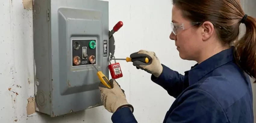 Motion Sensor Light Switch Replacement in Ormond Beach