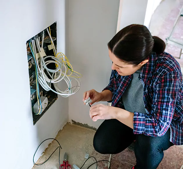 Professional Whole House Rewiring: Your Local Rewiring Specialists in Ormond Beach, FL